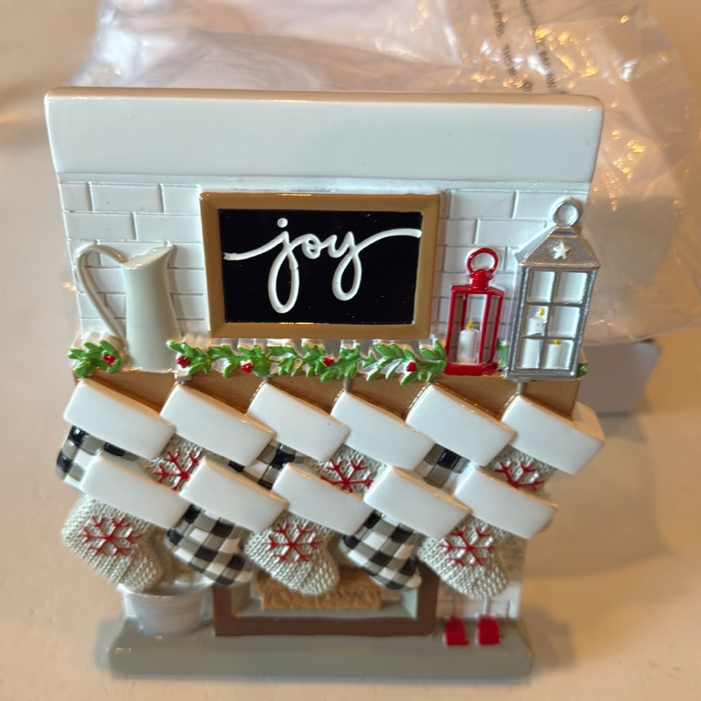 Polar X Personalized Picture Frame Family of 11 “Stockings” New